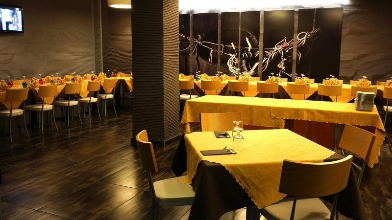 Hotel Scigliano รอสซาโน ภายนอก รูปภาพ