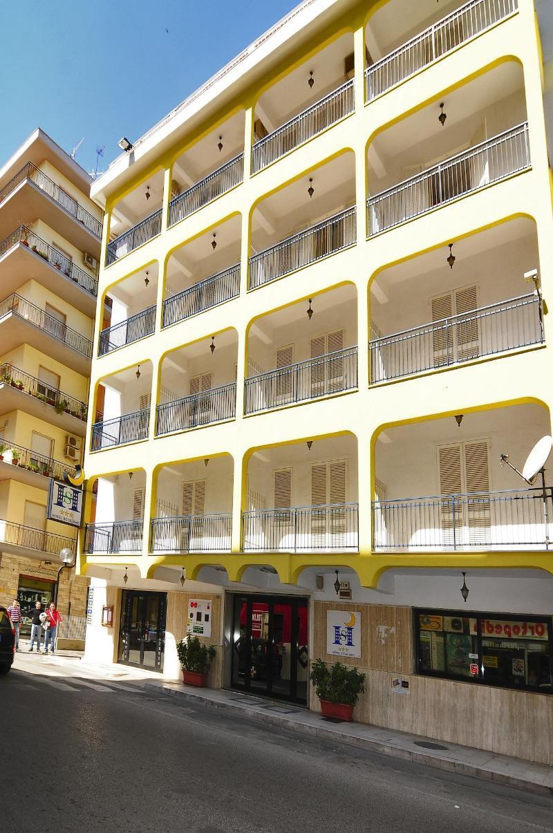 Hotel Scigliano รอสซาโน ภายนอก รูปภาพ