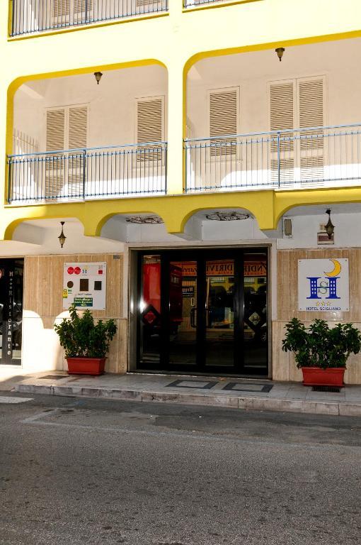 Hotel Scigliano รอสซาโน ภายนอก รูปภาพ